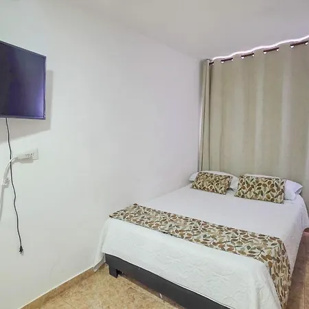 3 Laguito 1 Block From The Apartment Cartagena