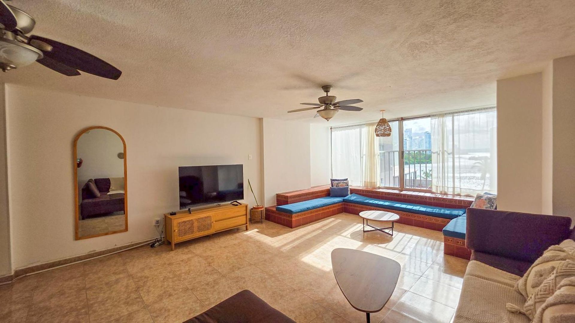 3 Laguito 1 Block From The